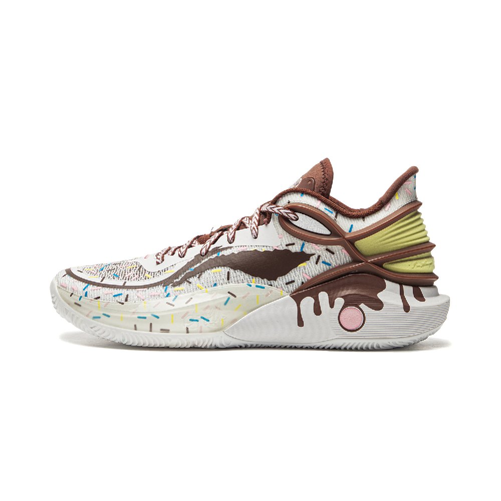 LiNing CJ-3 Anti-Slip And Wear-Resistant Lightweight Rebound Low-Top Basketball Shoes Men's Milk Coffee White
