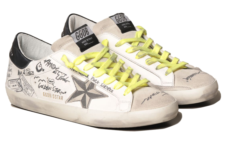 Golden Goose Super Star Low Top Stylish Skateboarding Shoes Men's White Black