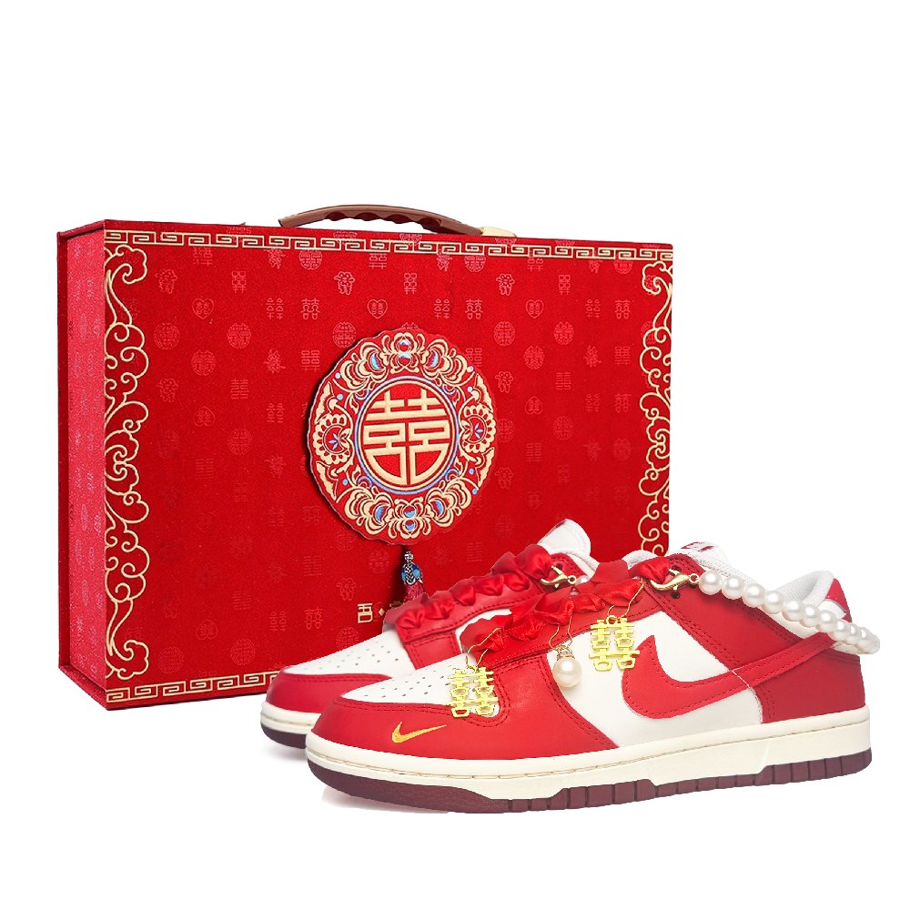 Nike Dunk Slip-Resistant Low-Top Skateboard Shoes Women's Red
