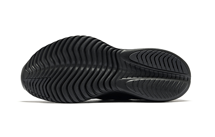 Saucony Kinvara 15 Triple Black купить в интернет-магазине Yoocart с быстрой доставкой по России.
