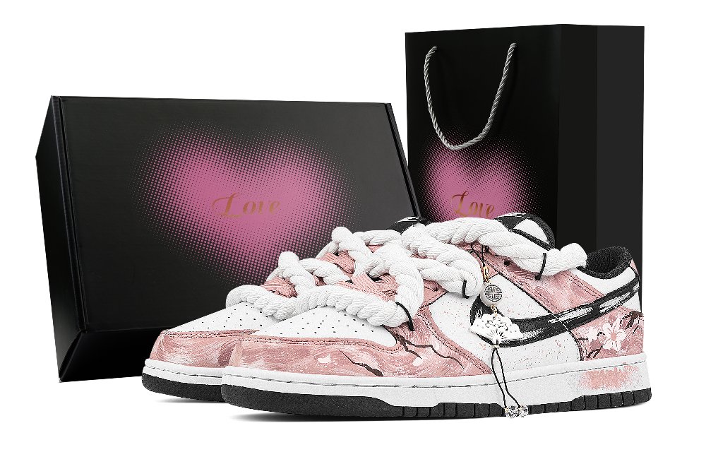 Nike Dunk Tang Hai Xiangyi Heart Box Abrasion Resistant Low Top Skateboard Shoes Unisex Pink White