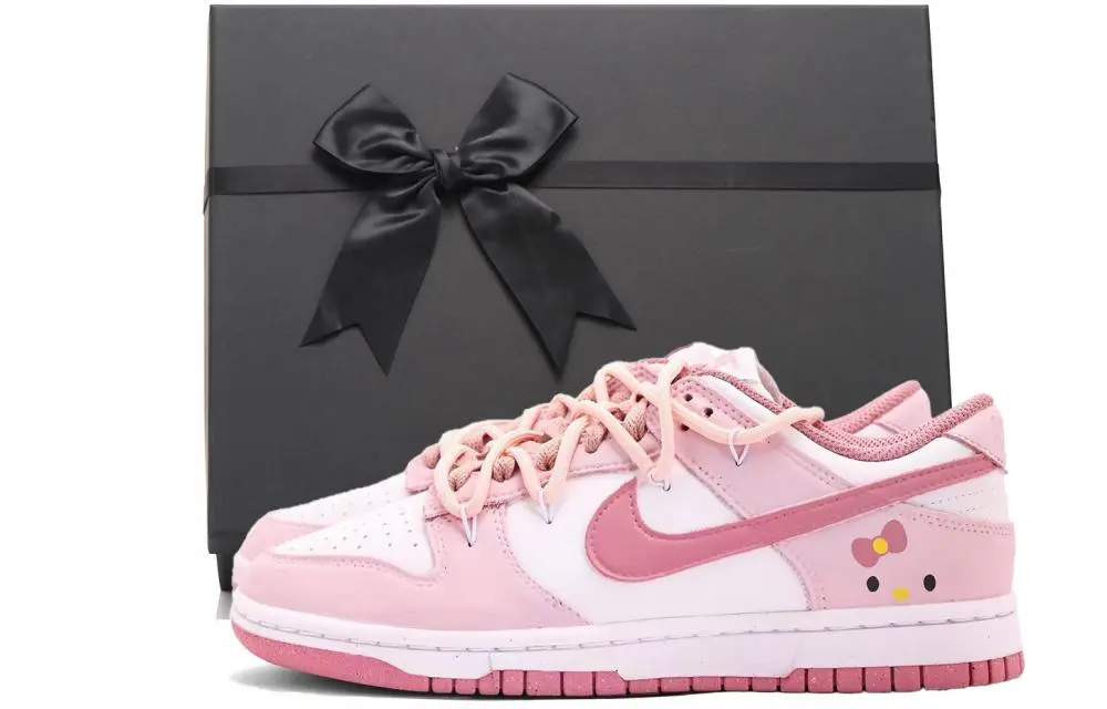 Nike Dunk Coverage Low top Skateboard Shoes Unisex Pink White