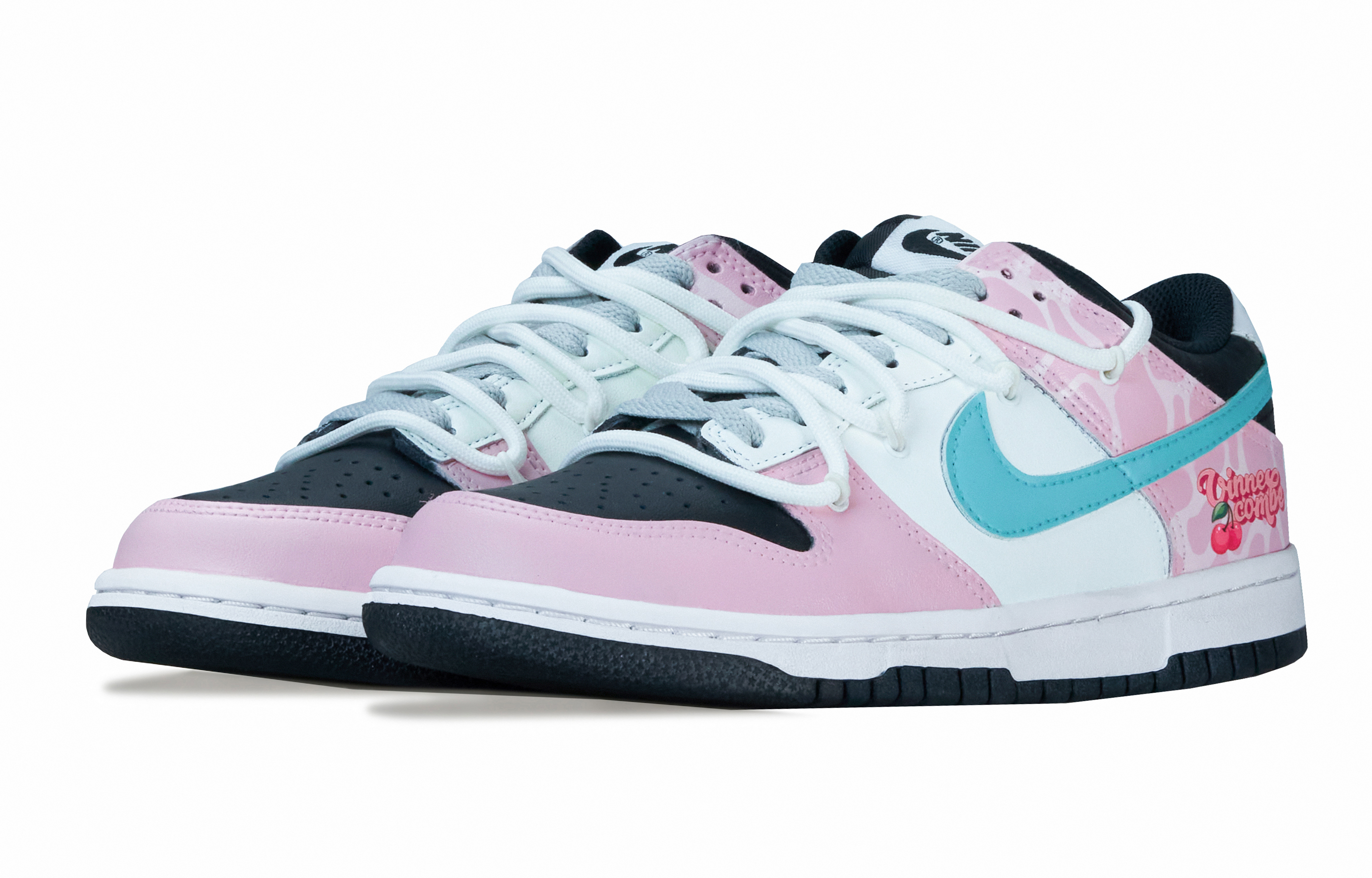 Nike Dunk Slip Resistant Abrasion Resistant Low top Skateboard Shoes GS Black Pink купить в интернет-магазине Yoocart с быстрой доставкой по России.