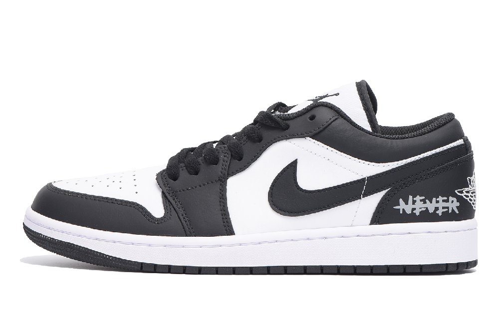Jordan Air Jordan 1 Slip-Resistant Low-Top Vintage Basketball Shoes Men's Black White