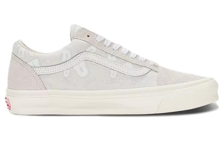 Vans X Undefeated Old Skool U Man 'White Grey' купить в интернет-магазине Yoocart с быстрой доставкой по России.