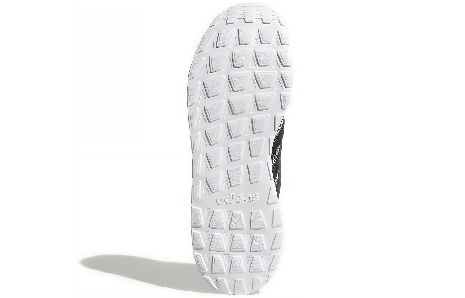 Adidas Questar Flow 'Core Black' купить в интернет-магазине Yoocart с быстрой доставкой по России.