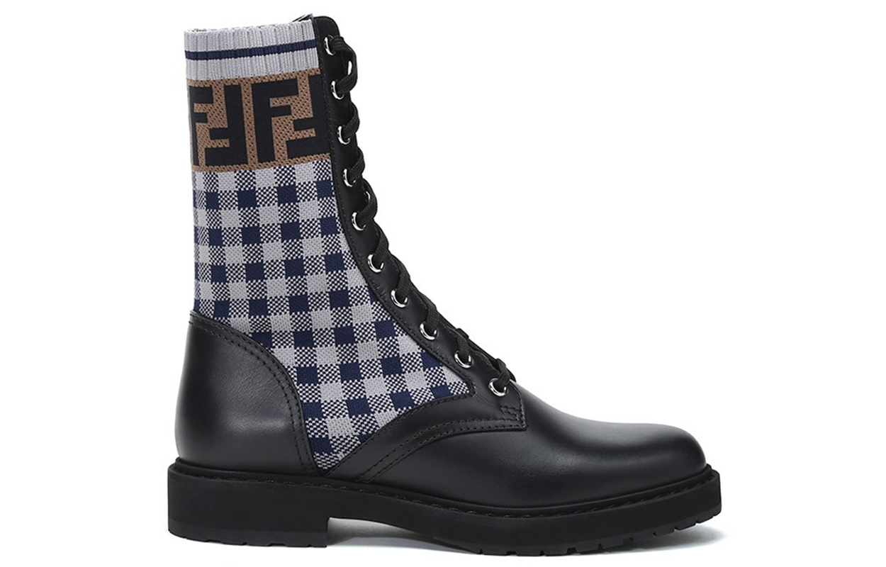 FENDI Rockoko Martin Boot Women's Black купить в интернет-магазине Yoocart с быстрой доставкой по России.