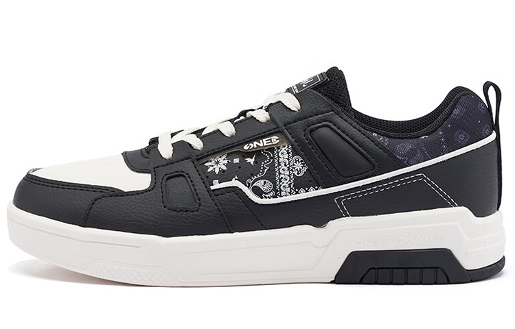 361° Slip Resistant, Abrasion Resistant, Lightweight Low Top Skateboard Shoes Women's Black White