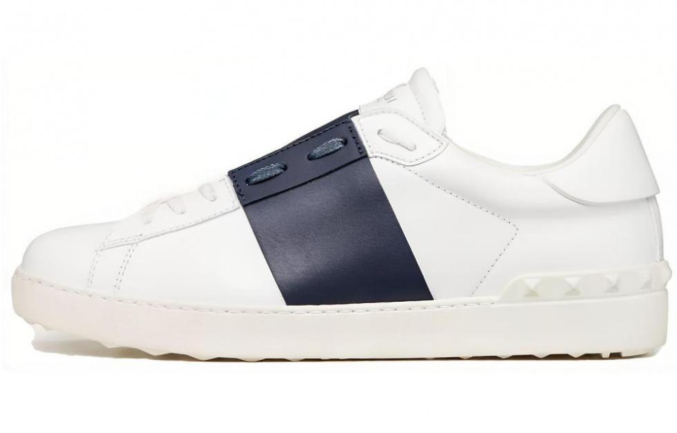Valentino Garavani Rockstud Lace-Up Sneakers