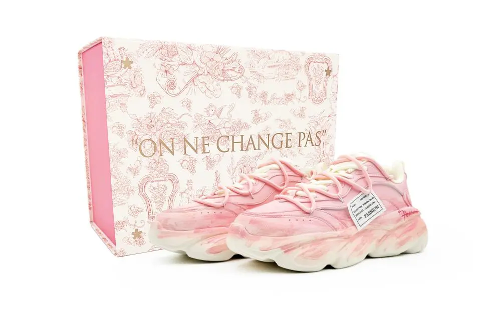 Anta Cushioning Slip Resistant Coverage Low top Chunky Sneakers Women's Dirty Pink