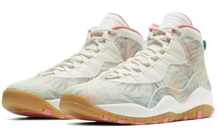 Jordan 10 Retro Super Bowl Liv купить в интернет-магазине Yoocart с быстрой доставкой по России.