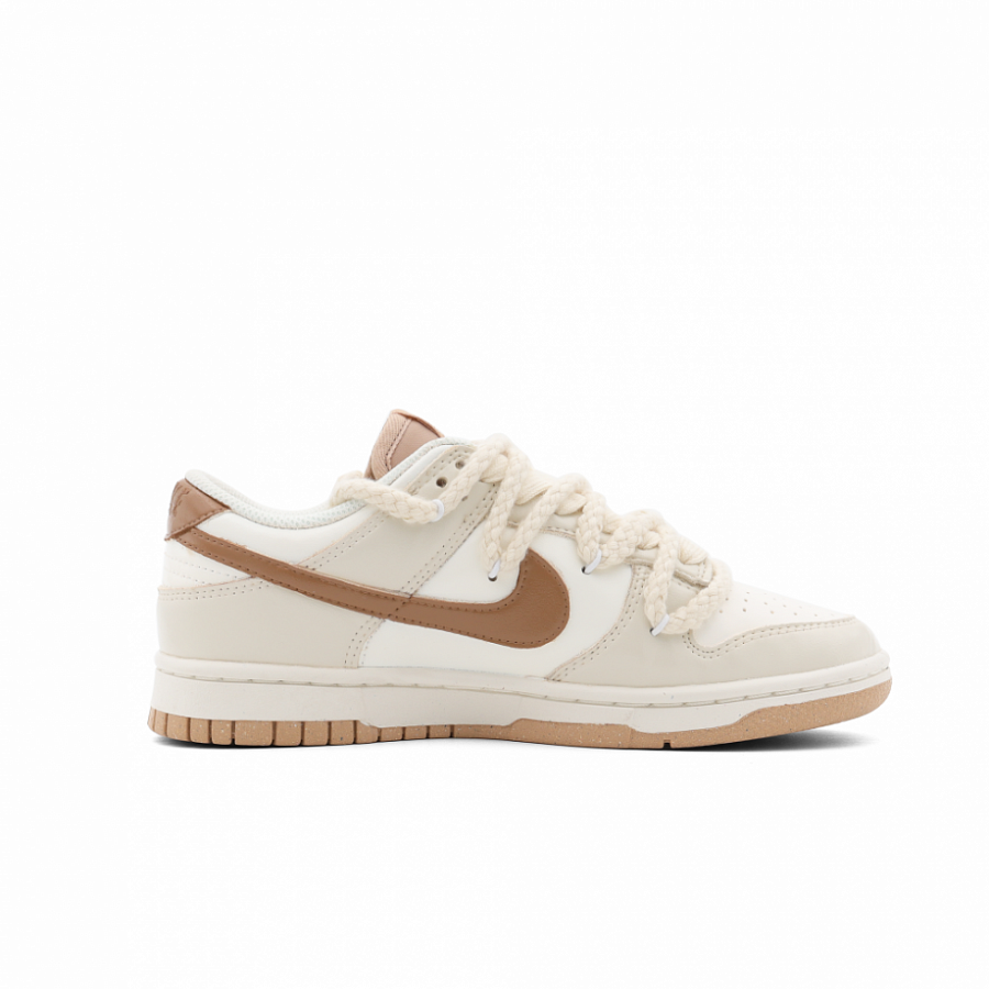 Nike Dunk Squishy Plush Toy Low Top Skateboard Shoes Women's Brown Beige купить в интернет-магазине Yoocart с быстрой доставкой по России.