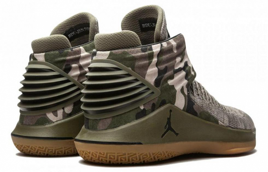 Jordan XXXII Veteran's Day 2018 купить в интернет-магазине Yoocart с быстрой доставкой по России.