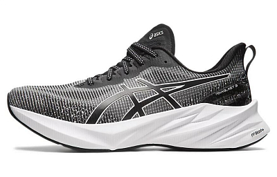Asics Novablast 3 Le 'Black White'
