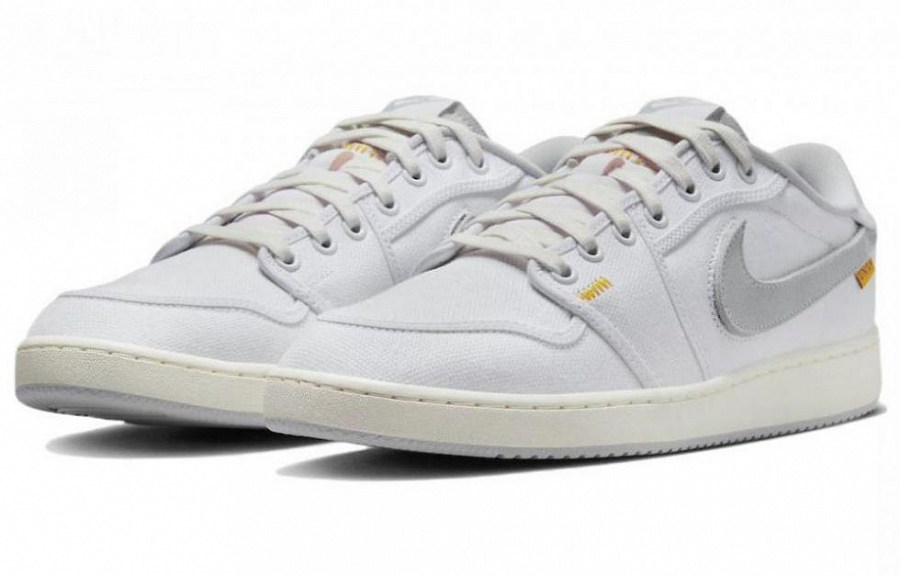 Jordan 1 Retro AJKO Low SP Union White Canvas купить в интернет-магазине Yoocart с быстрой доставкой по России.