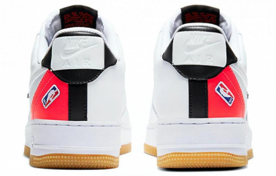 Nike Air Force 1 Low Nba White Crimson Gum купить в интернет-магазине Yoocart с быстрой доставкой по России.