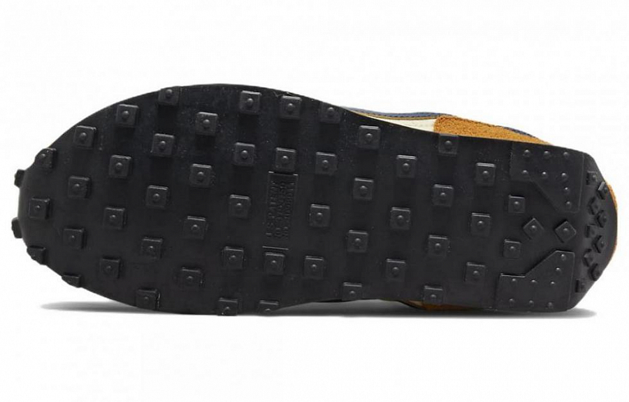 Nike DBreak Se Magma Orange Midnight Navy Women's купить в интернет-магазине Yoocart с быстрой доставкой по России.