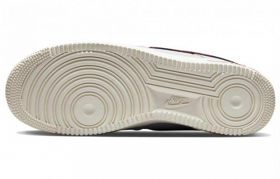 Nike Air Force 1 Low '07 LV8 Tartan Plaid White University Red купить в интернет-магазине Yoocart с быстрой доставкой по России.