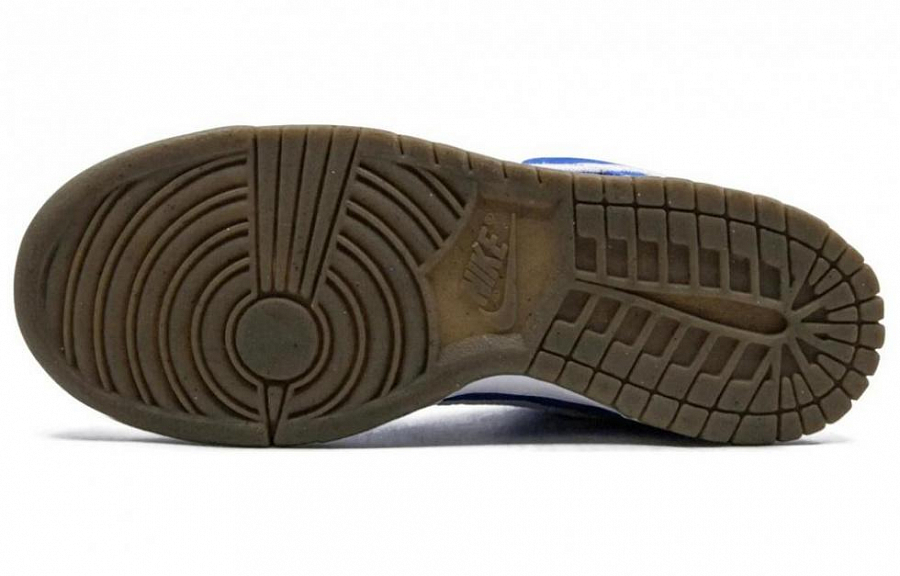 Nike Sb Dunk Low Street Fighter Chun Li купить в интернет-магазине Yoocart с быстрой доставкой по России.