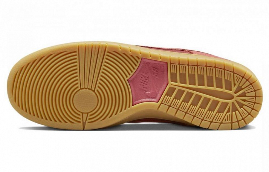 Nike Sb Dunk Low 'Adobe' купить в интернет-магазине Yoocart с быстрой доставкой по России.