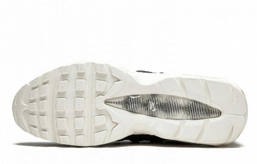 Nike Air Max 95 Pull Tab Black купить в интернет-магазине Yoocart с быстрой доставкой по России.