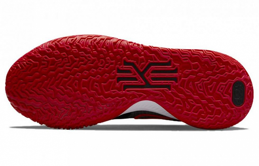 Nike Kyrie 4 Low Tb Black University Red купить в интернет-магазине Yoocart с быстрой доставкой по России.