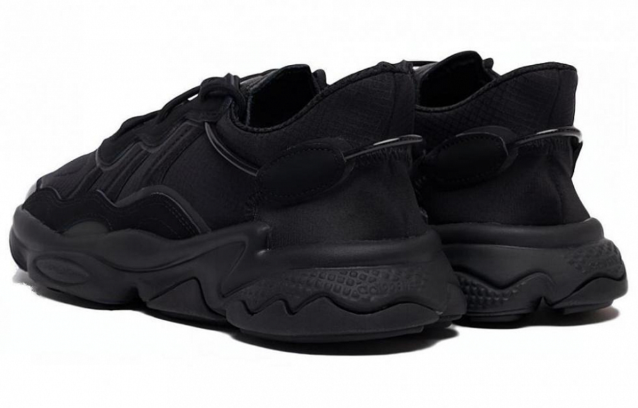 Adidas Ozweego Core Black Ripstop купить в интернет-магазине Yoocart с быстрой доставкой по России.