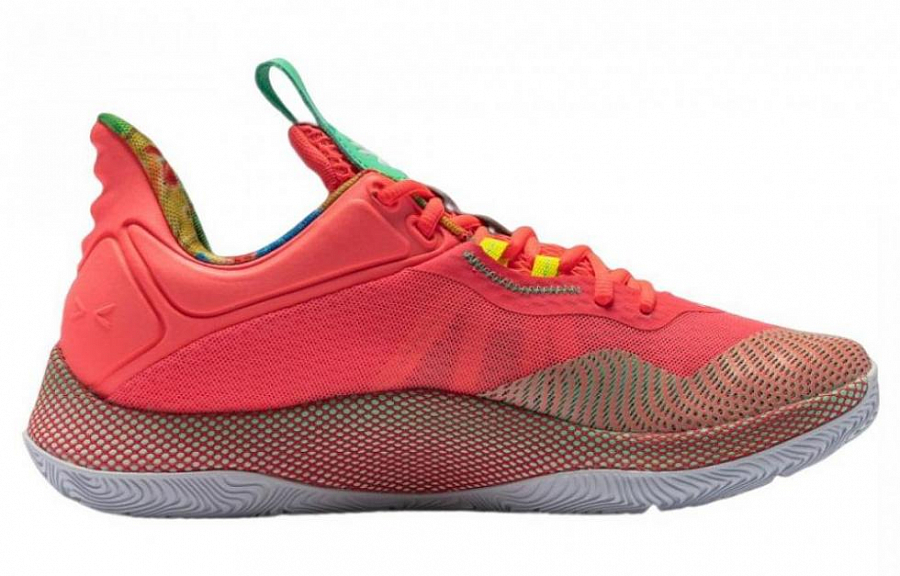 Under Armour Curry Hovr Splash 2 Sour Patch Kids купить в интернет-магазине Yoocart с быстрой доставкой по России.