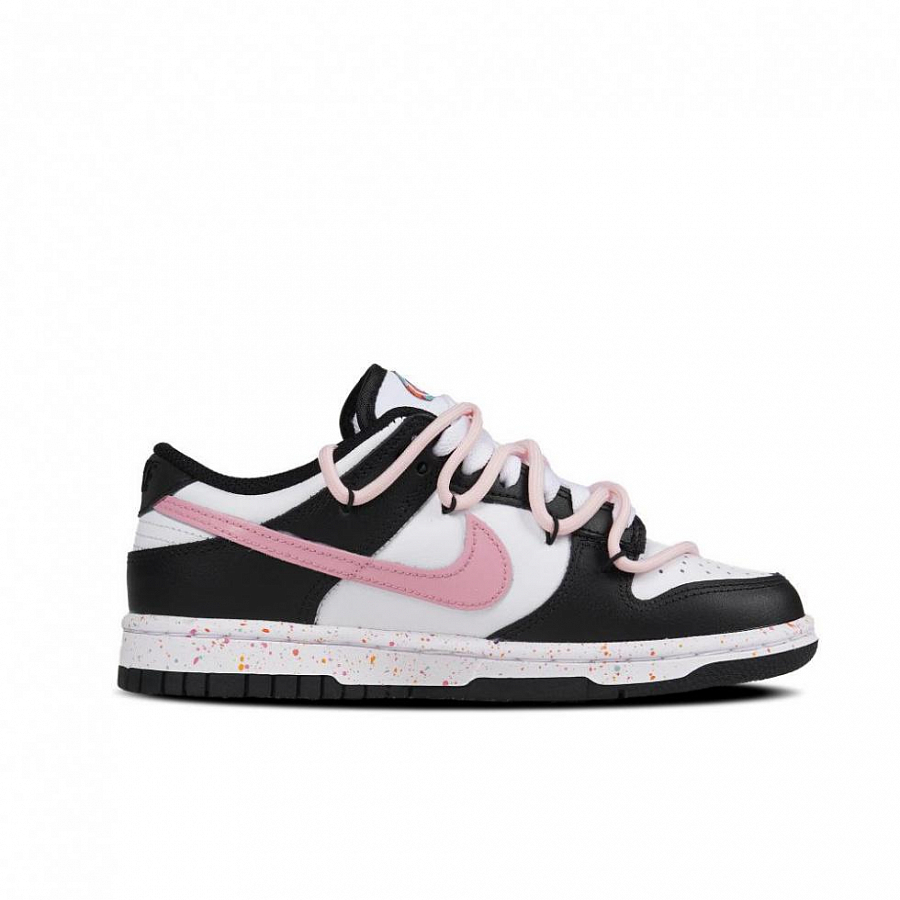 Nike Dunk Low Multi Color Swoosh Low Top Skateboard Shoes Women's Black Pink купить в интернет-магазине Yoocart с быстрой доставкой по России.
