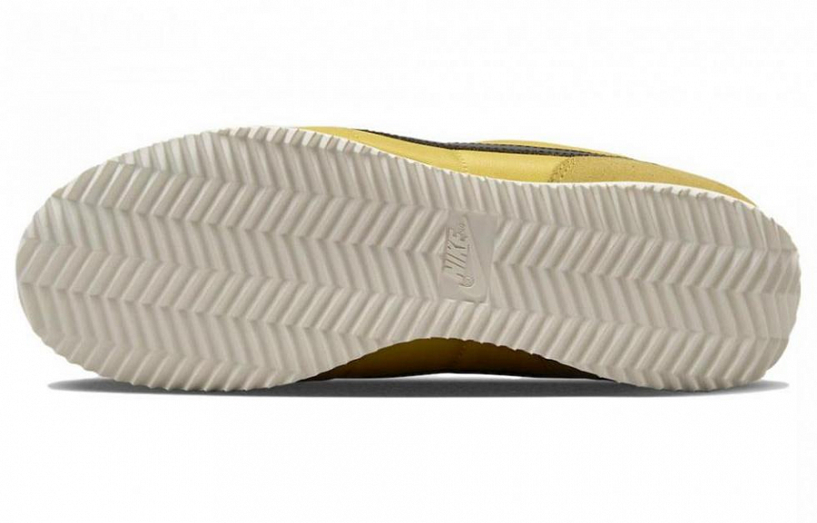 Nike Cortez Vivid Sulfur Women's купить в интернет-магазине Yoocart с быстрой доставкой по России.