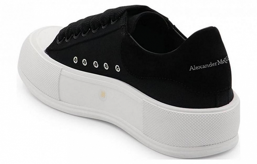 Alexander McQueen Deck Skate Plimsoll Lace Up Black Women's купить в интернет-магазине Yoocart с быстрой доставкой по России.