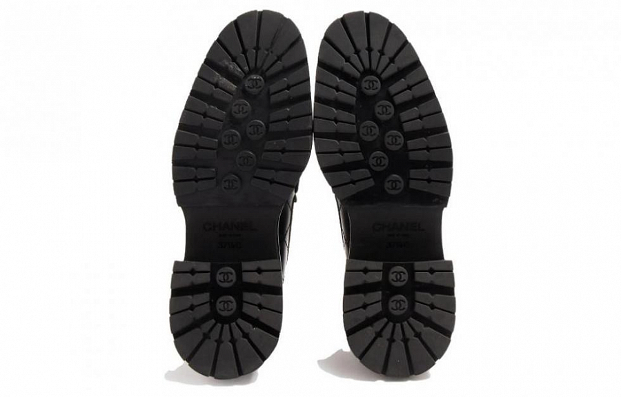 CHANEL Loafers Women's Black купить в интернет-магазине Yoocart с быстрой доставкой по России.