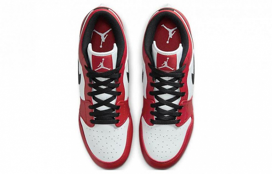 Jordan 1 Low Td Cleat Chicago 2023 купить в интернет-магазине Yoocart с быстрой доставкой по России.