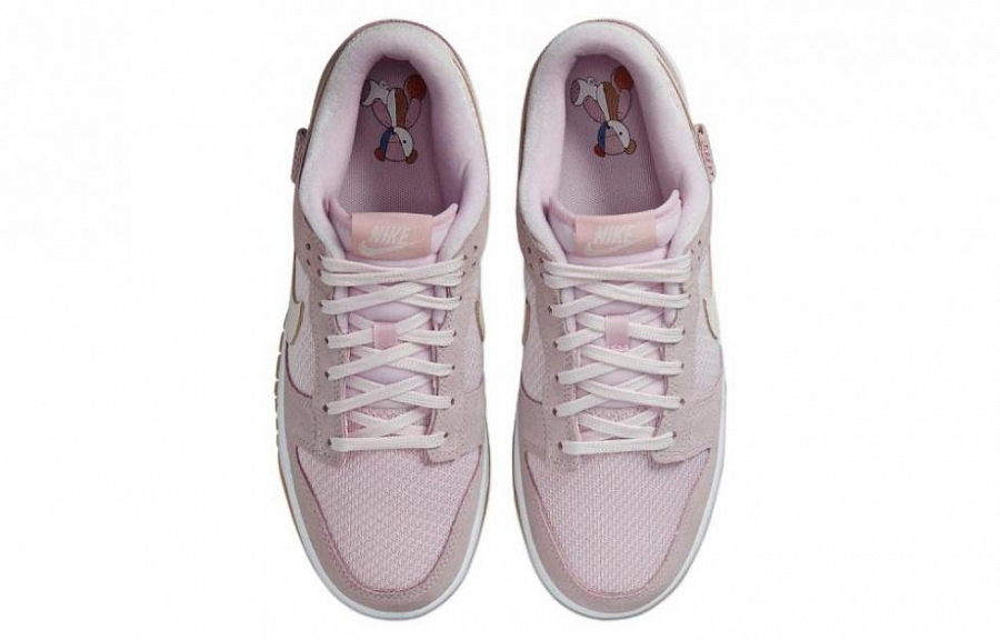 Nike Dunk Low 'Teddy Bear Light Soft Pink' Women's купить в интернет-магазине Yoocart с быстрой доставкой по России.