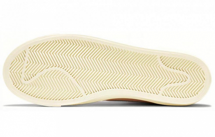 Nike Blazer Mid 77 Butter Women's купить в интернет-магазине Yoocart с быстрой доставкой по России.