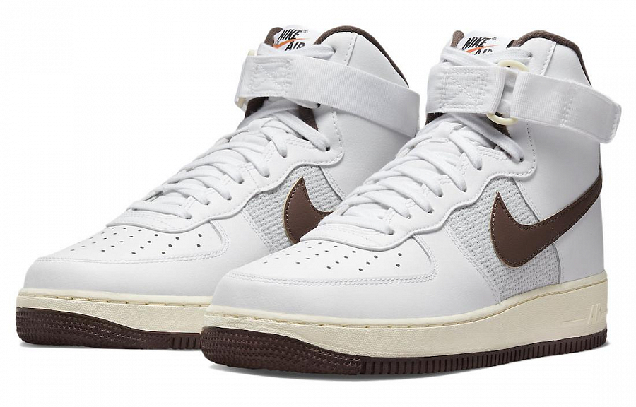 Nike Air Force 1 High '07 Vintage White Light Chocolate купить в интернет-магазине Yoocart с быстрой доставкой по России.