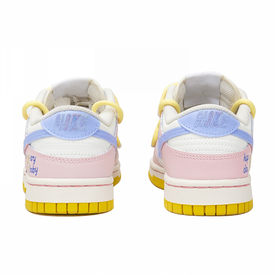 Nike Dunk Low Top Skateboard Shoes Women's Pink White купить в интернет-магазине Yoocart с быстрой доставкой по России.