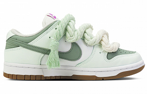 Nike Dunk Mint Mambo Green Foam Guanyin 520 Low-Top Skateboard Shoes Women's White Green 1 2503872