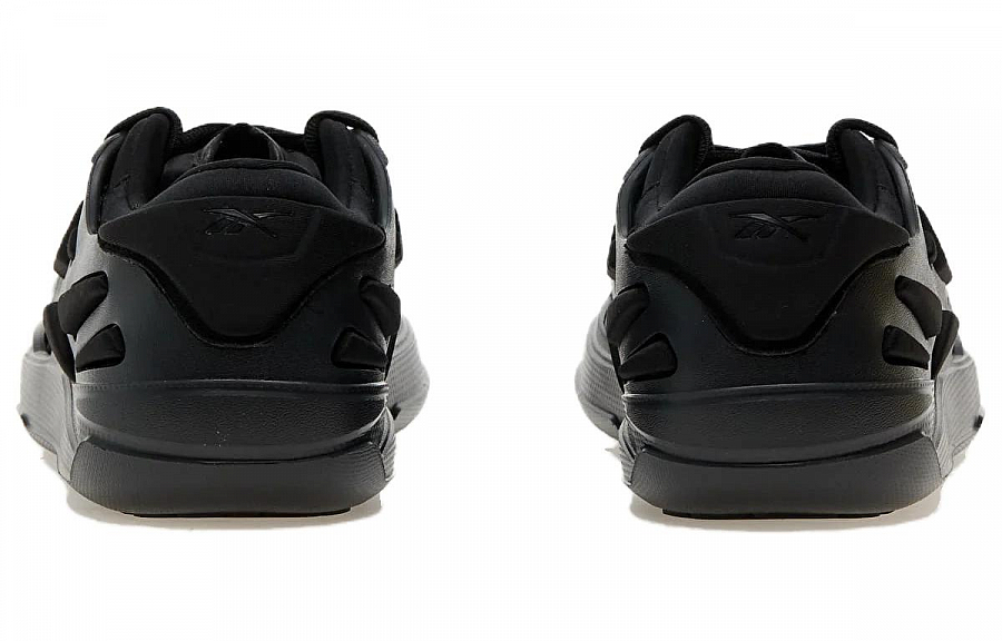 Reebok Ltd Club C Fwd Lace up Sneakers купить в интернет-магазине Yoocart с быстрой доставкой по России.