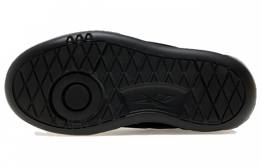 Reebok Ltd Club C Fwd Lace up Sneakers купить в интернет-магазине Yoocart с быстрой доставкой по России.