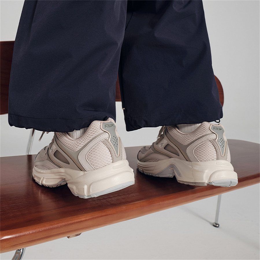Reebok Premier Trinity Kfs 'Bone' купить в интернет-магазине Yoocart с быстрой доставкой по России.