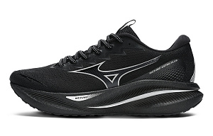 Mizuno Astro Plus 'Black'