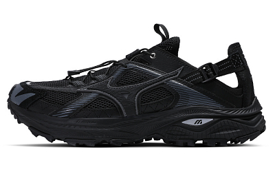 Mizuno Racer Trail Se 'Triple Black'