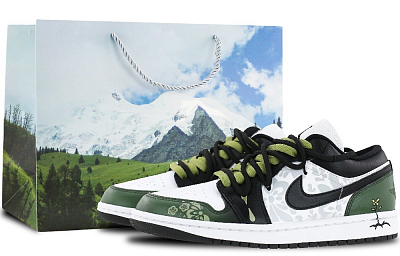 Jordan Air Jordan 1 Slip Resistant Low Top Vintage Basketball Shoes Unisex Black Green