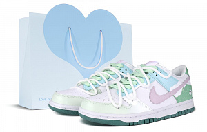 Nike Dunk Skateboard Shoes Women's Low-Top White