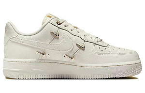 Nike Air Force 1 Skateboard Shoes Women's Low top Gold/White 1 2571369