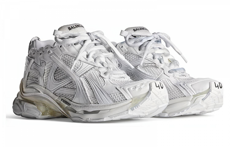 Balenciaga Mesh Panelled Sneakers Women's купить в интернет-магазине Yoocart с быстрой доставкой по России.