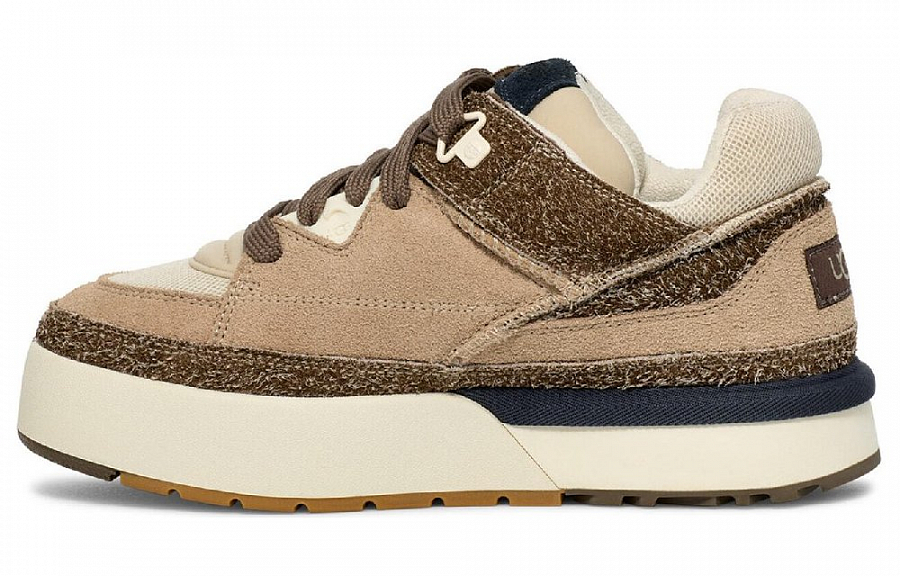 UGG Goldencush 'Sand' купить в интернет-магазине Yoocart с быстрой доставкой по России.