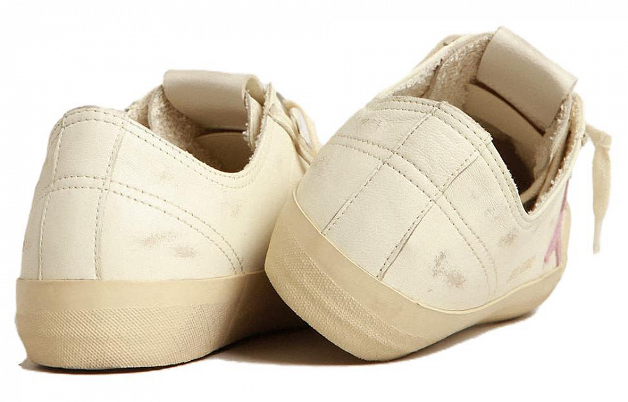 Golden Goose V-Star Leather Sneakers купить в интернет-магазине Yoocart с быстрой доставкой по России.