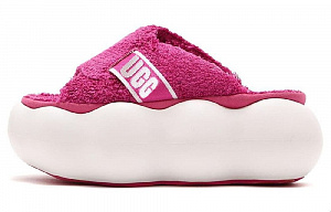 UGG Stylish Sandals Women's Dragon Fruit Red